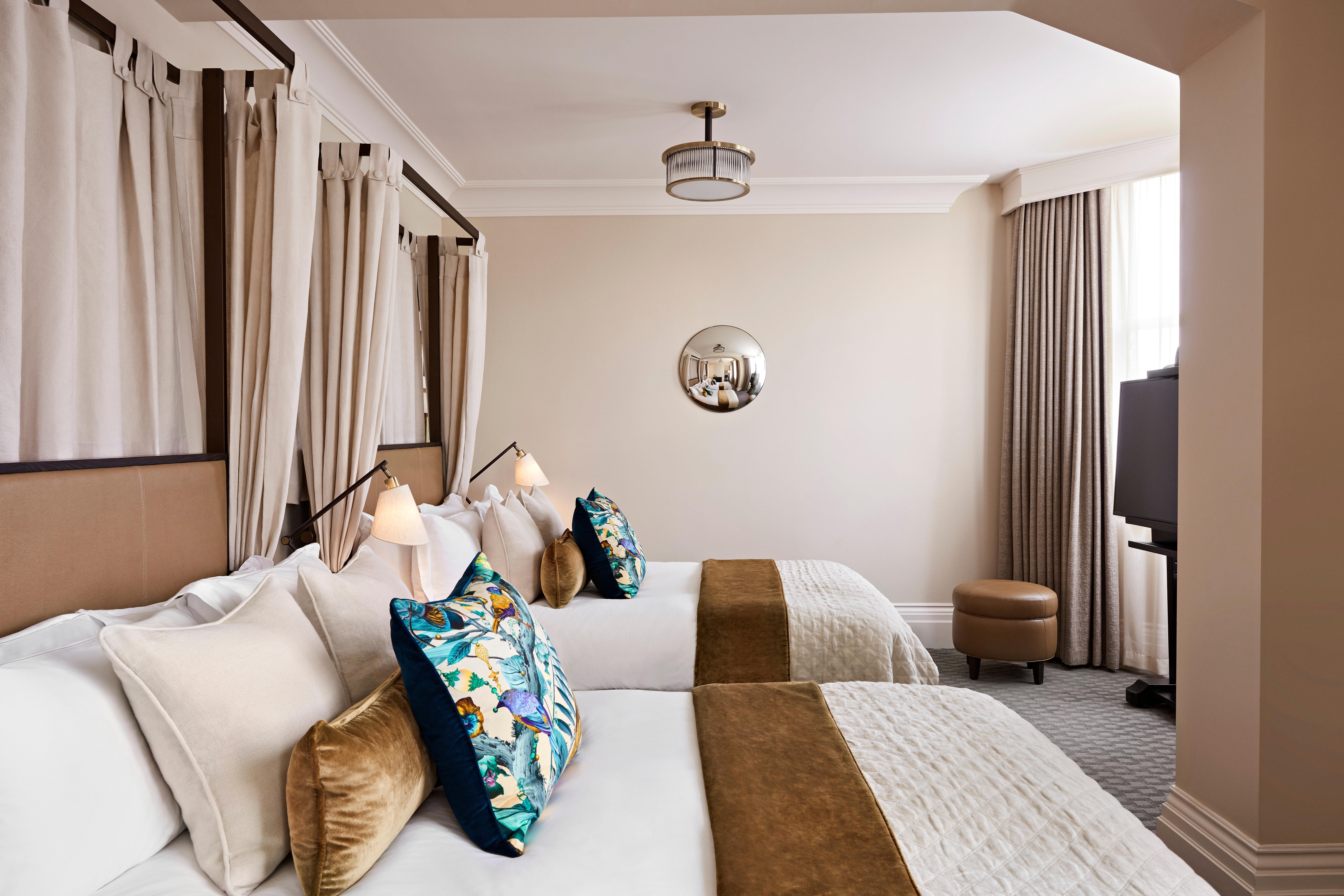 Hotel Kimpton - Fitzroy London By Ihg Esterno foto A guest room at the hotel